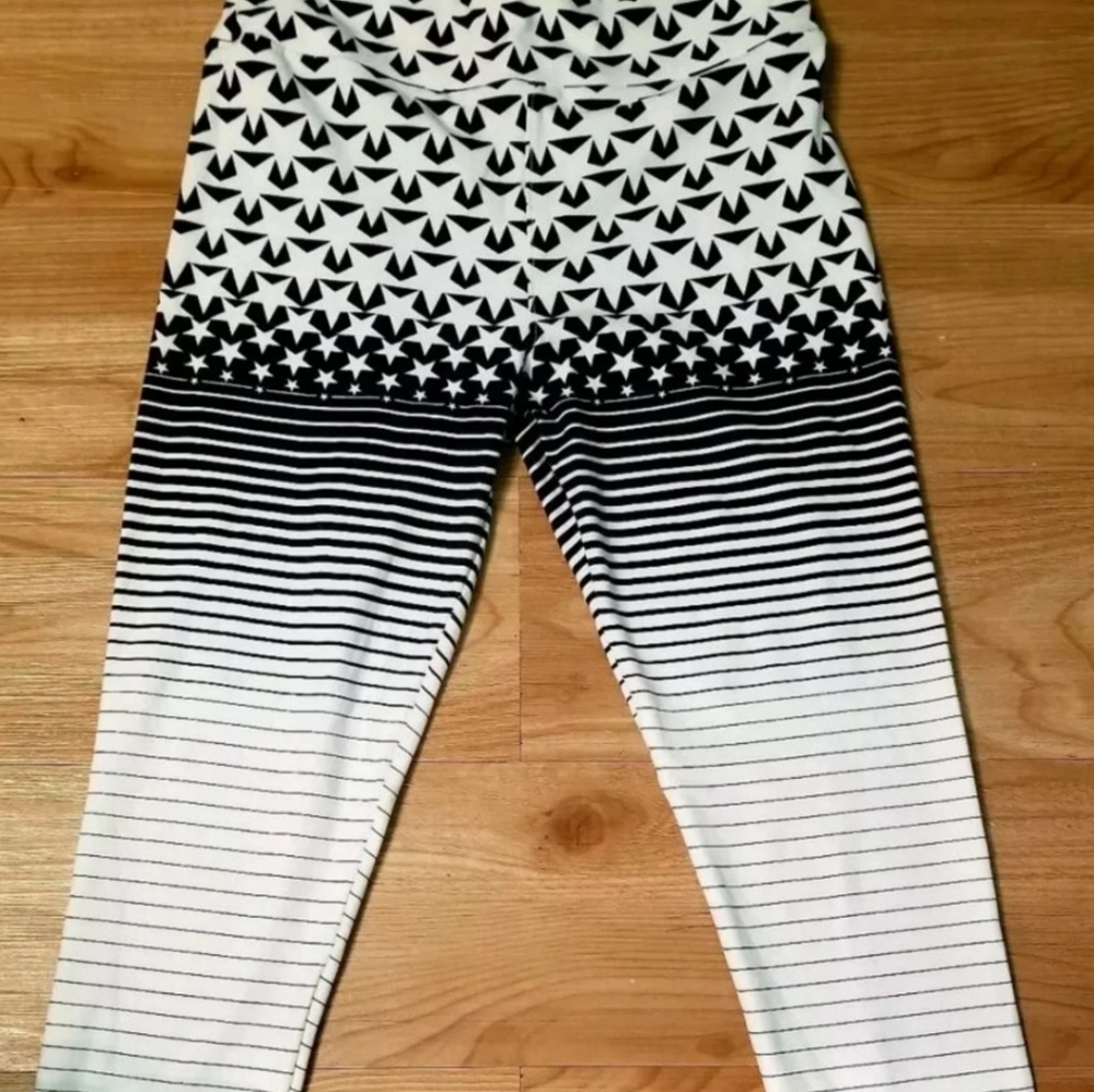 LuLaRoe Os American Dream Leggings